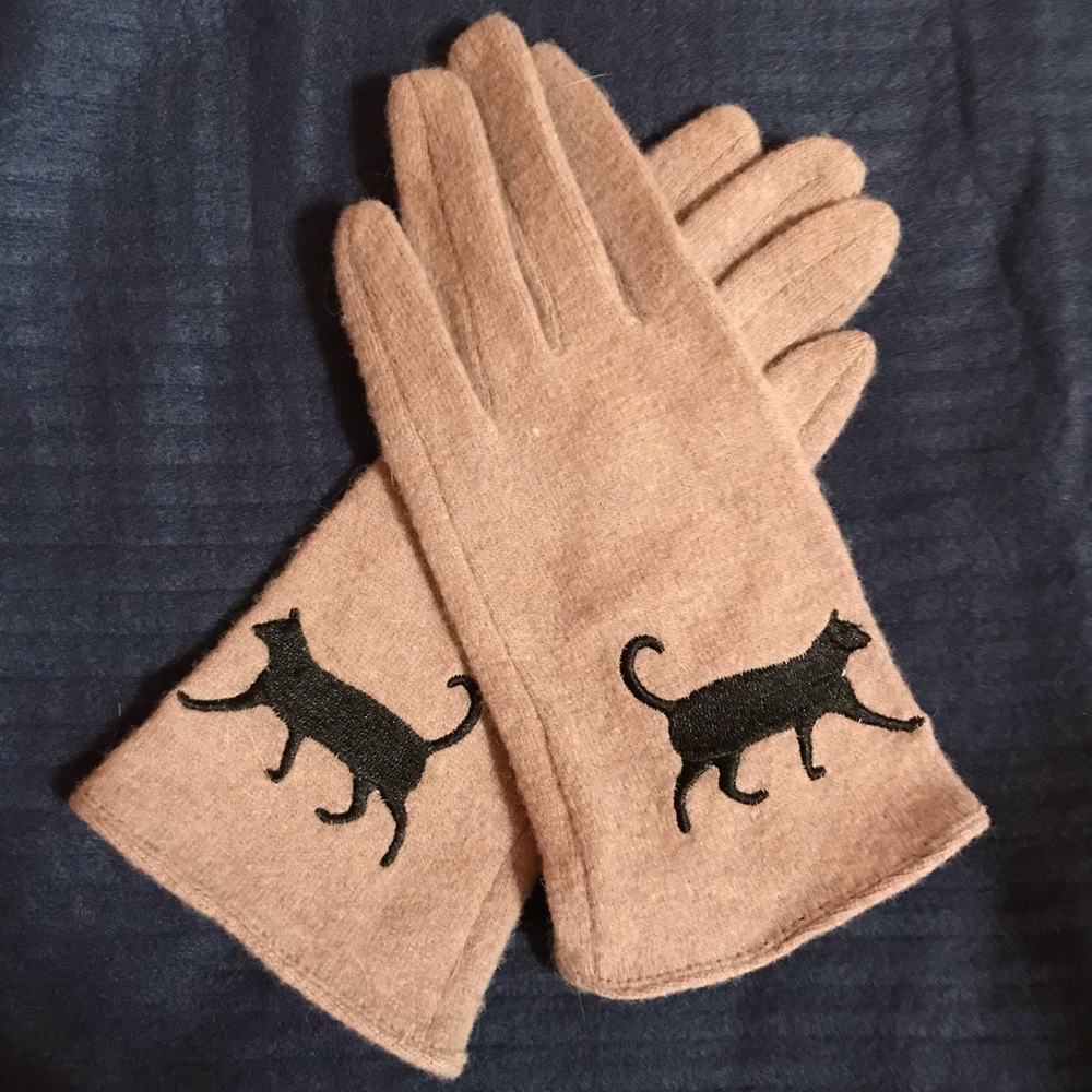 😻 Adorable Cat Gloves 😻